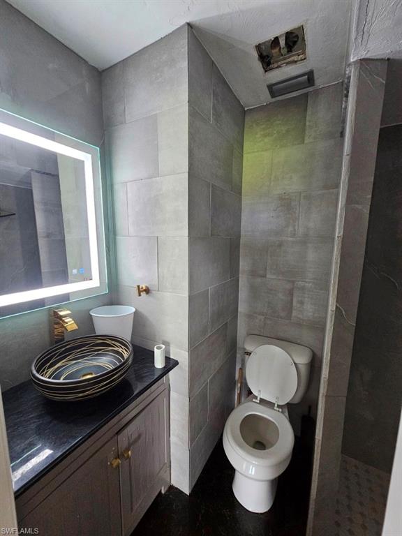 PARKWOOD VILLAS - Residential