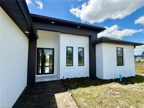Photo of 830 Wolverine ST E, LEHIGH ACRES, FL 33974 (MLS # 226016048)