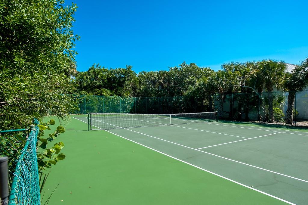 HERONS LANDINGS I - Land