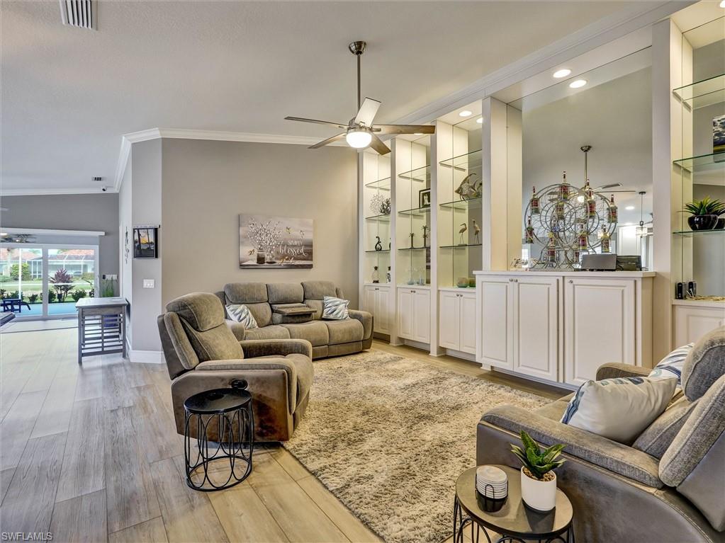 4533 Paseo Avila