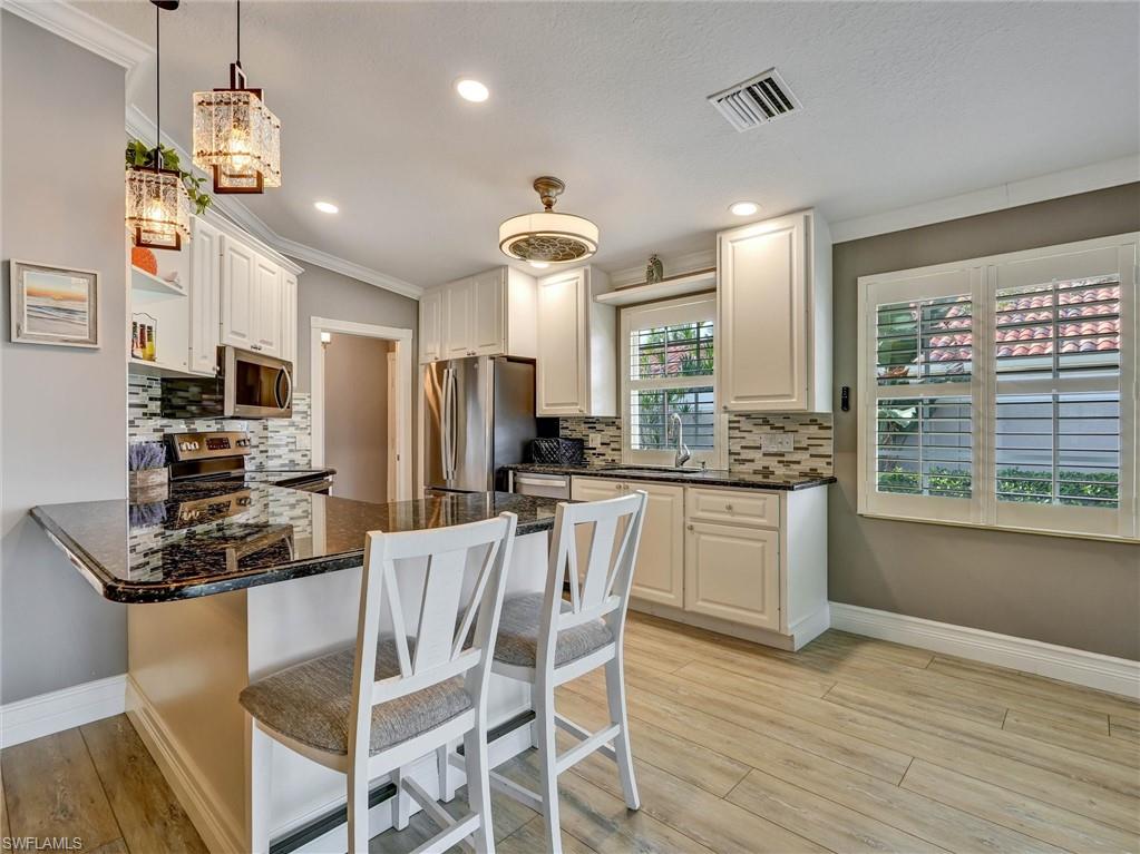 4533 Paseo Avila