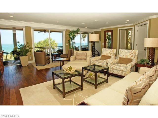 BAREFOOT BEACH - Residential