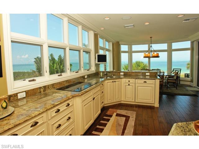 BAREFOOT BEACH - Residential