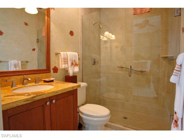 BAREFOOT BEACH - Residential