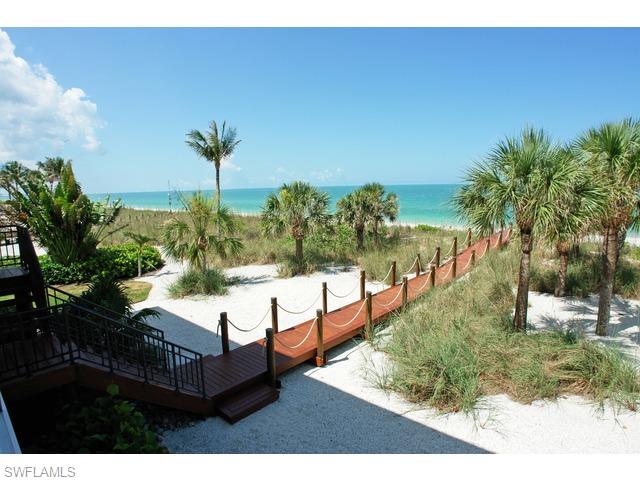 BAREFOOT BEACH - Residential