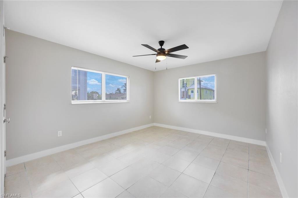 IMPERIAL SHORES - Residential Lease