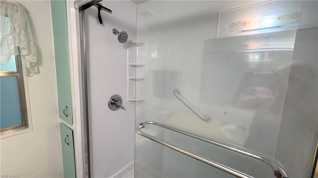 LAZY DAYS MOBILE VILLAGE - Residential