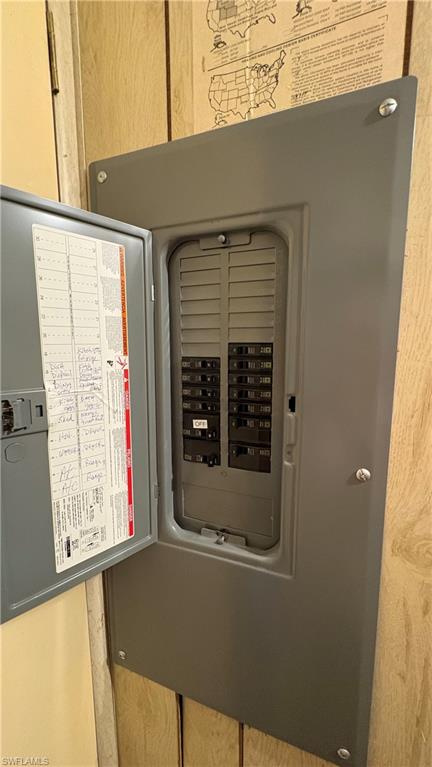 LAZY DAYS MOBILE VILLAGE - Residential