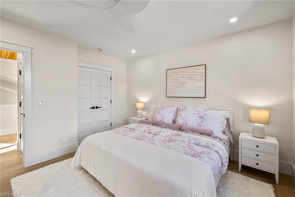 SAND POINTE - Residential