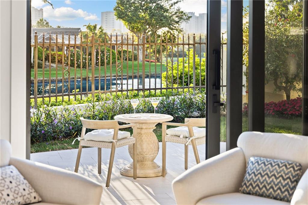 SAND POINTE - Residential