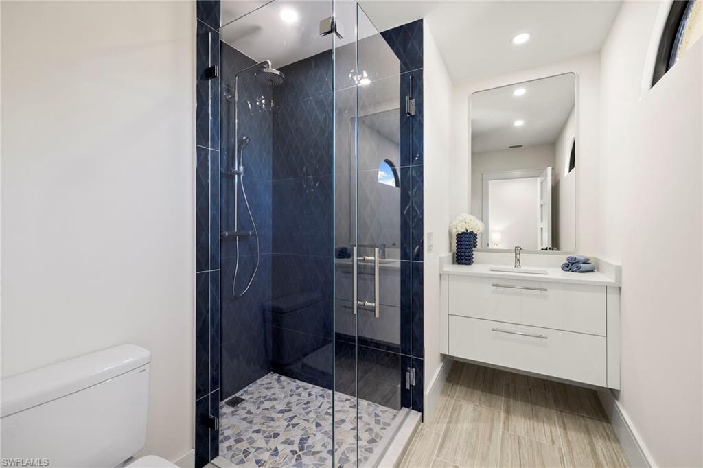 SAND POINTE - Residential