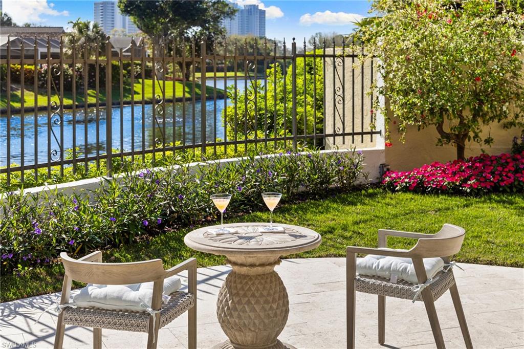 SAND POINTE - Residential