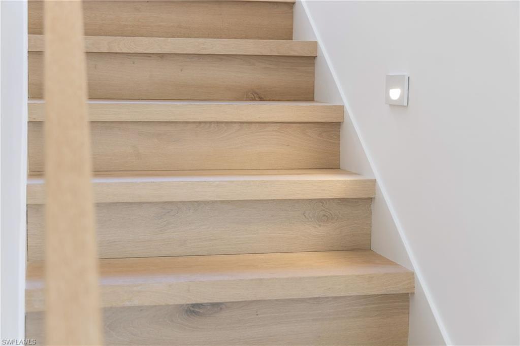 SAND POINTE - Residential