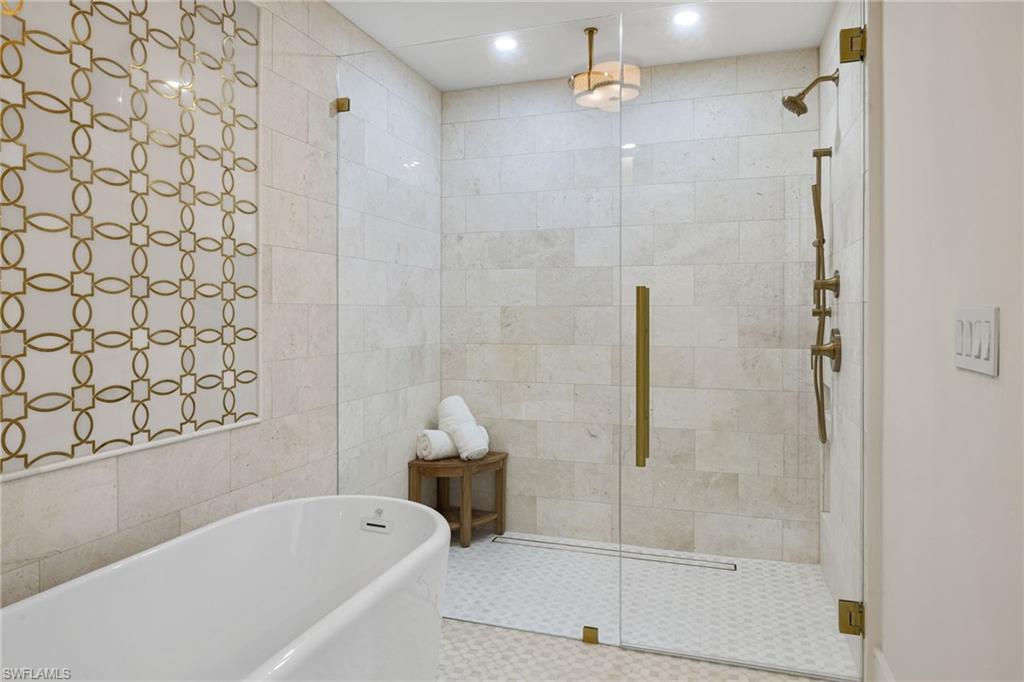 SAND POINTE - Residential