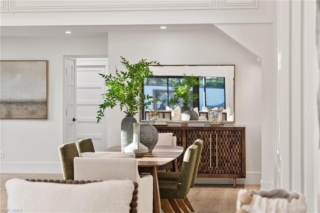 SAND POINTE - Residential