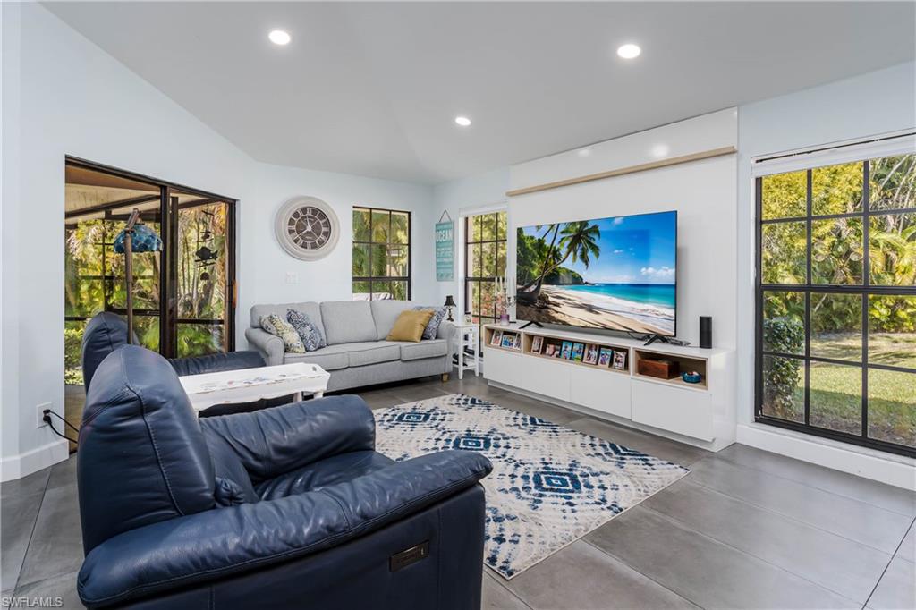 IMPERIAL PARK PLACE VILLAS - Residential