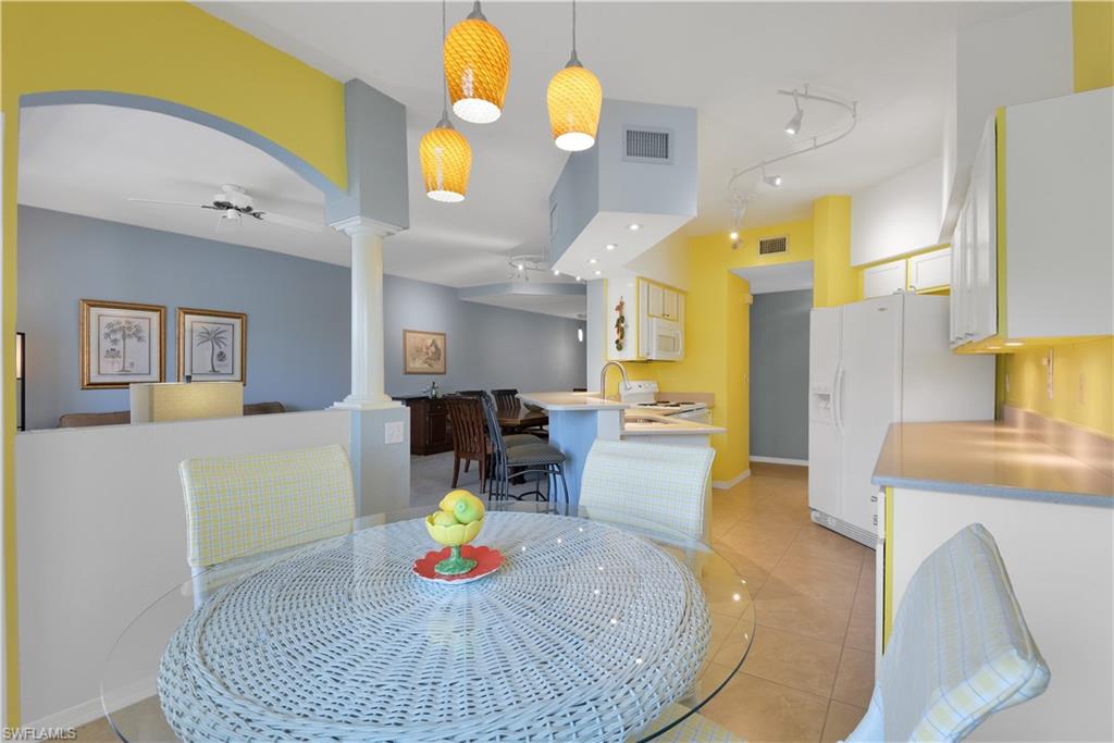 LAS BRISAS AT SPANISH WELLS - Residential