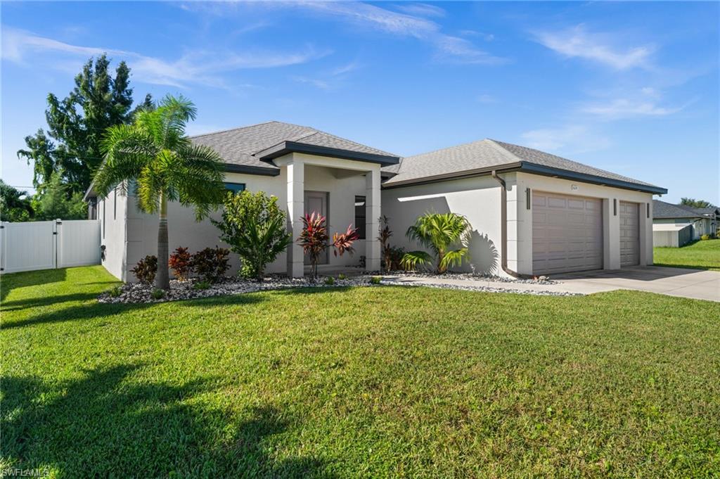 CAPE CORAL - Residential