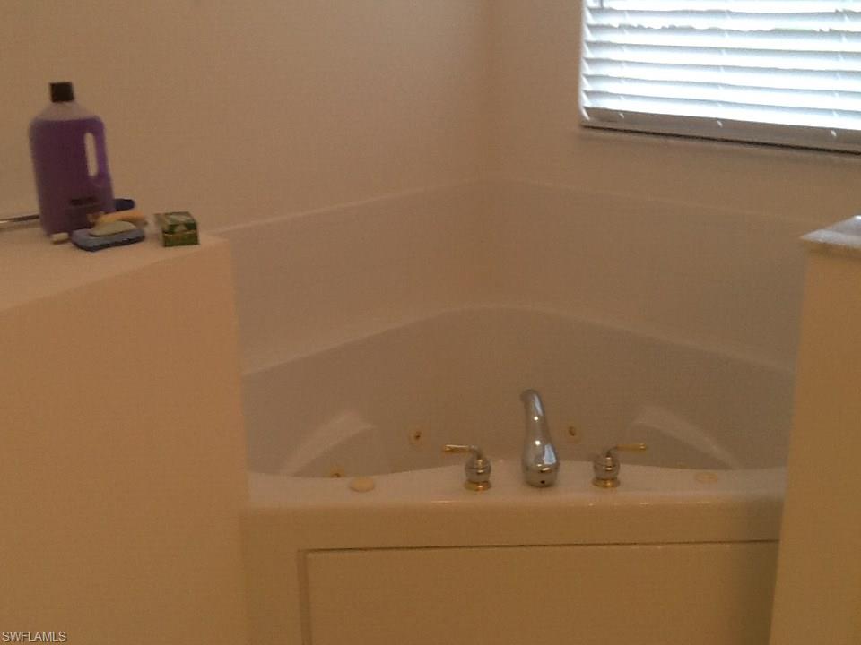 OLYMPIA POINTE - Residential