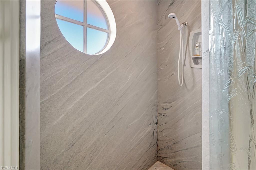 KNIGHTS BOKEELIA ISLE - Residential