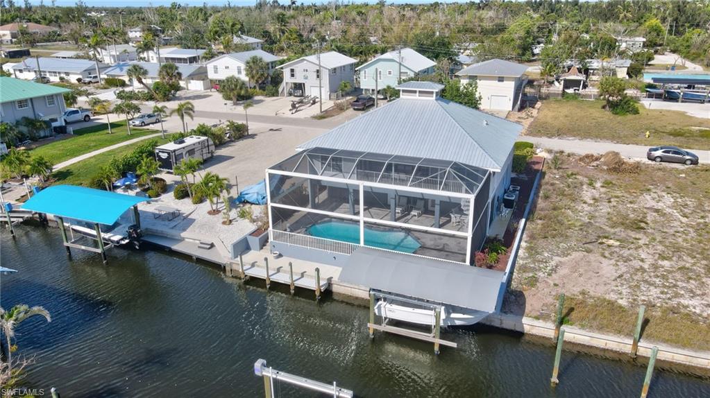 KNIGHTS BOKEELIA ISLE - Residential