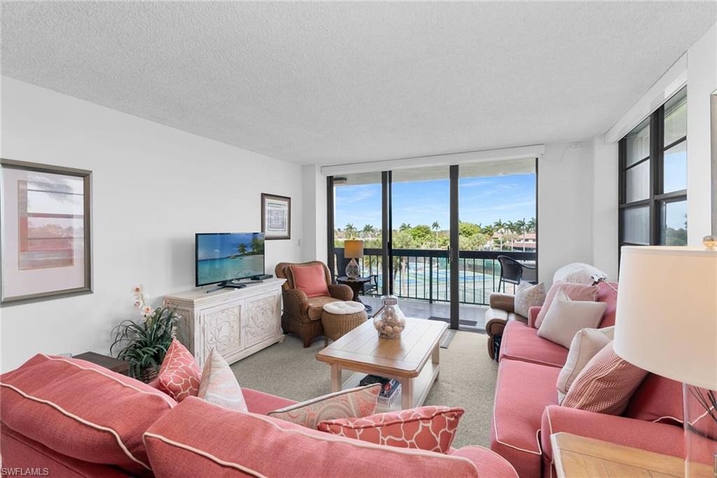 SOUTH SEAS - Residential