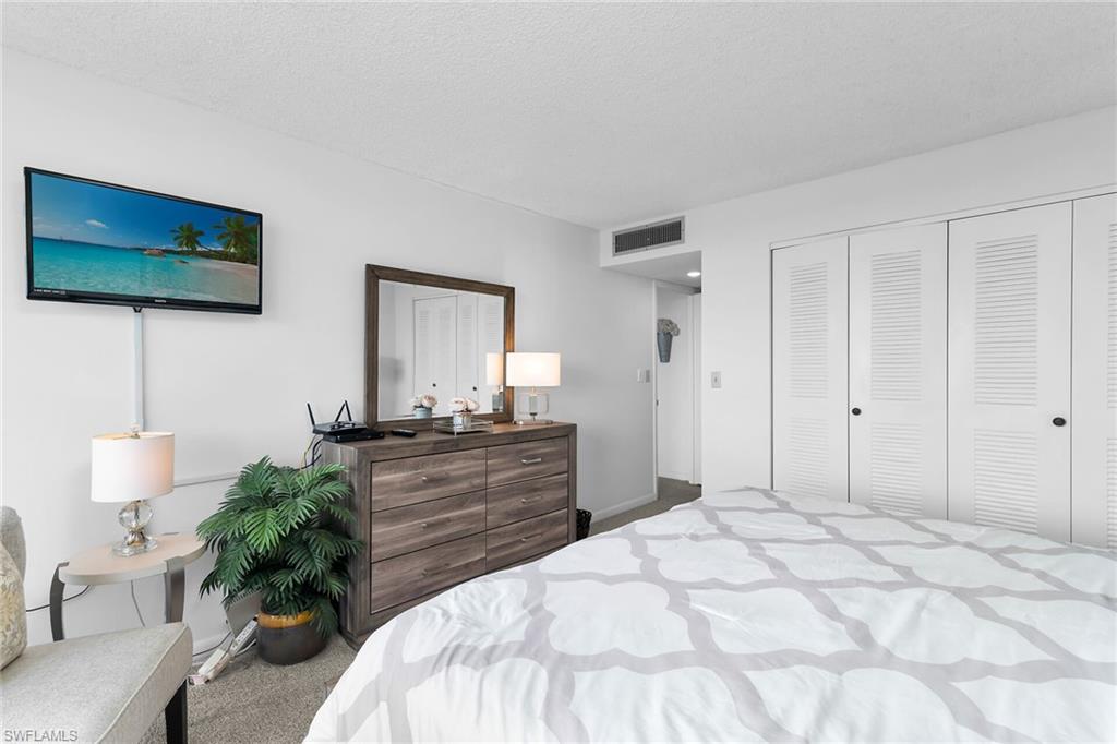 SOUTH SEAS - Residential