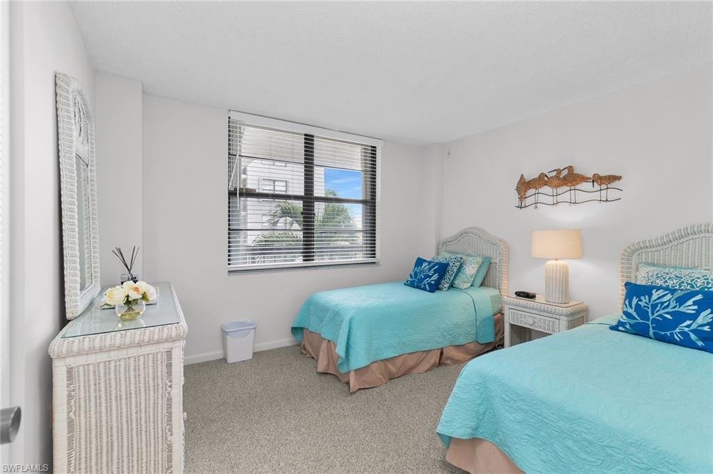 SOUTH SEAS - Residential