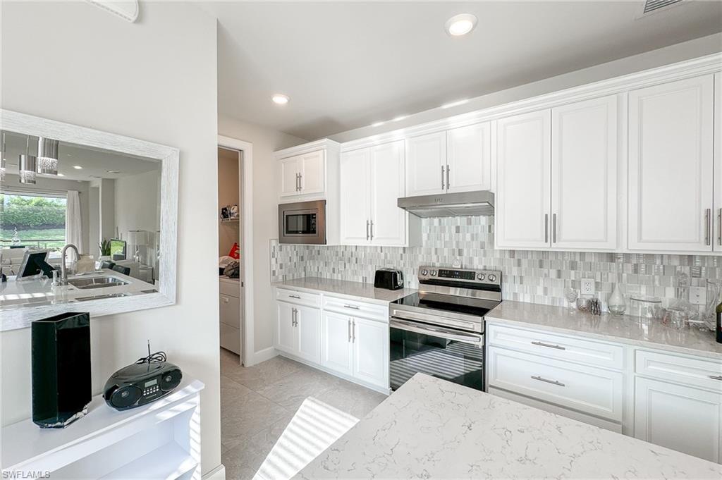 MANATEE COVE - Residential