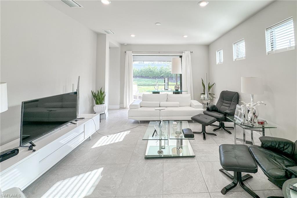 MANATEE COVE - Residential