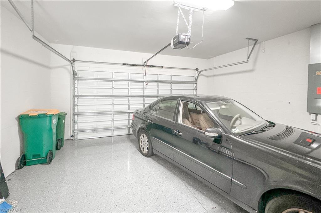 MANATEE COVE - Residential