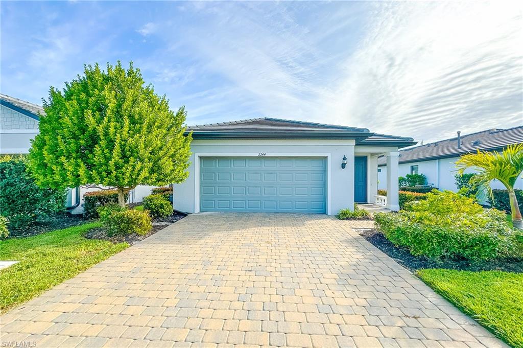 MANATEE COVE - Residential