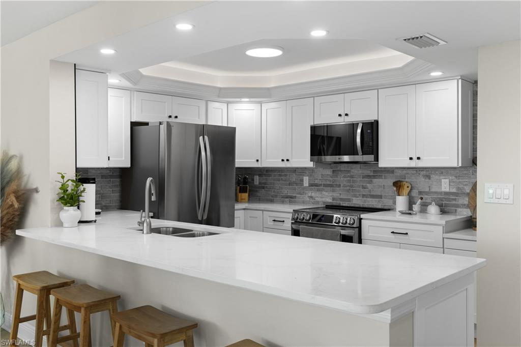 SANDARAC CONDO - Residential