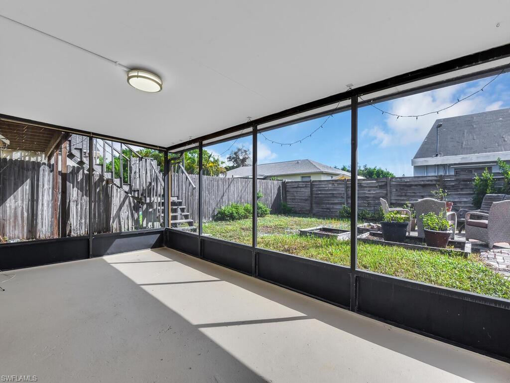 SAN CARLOS PARK - Residential