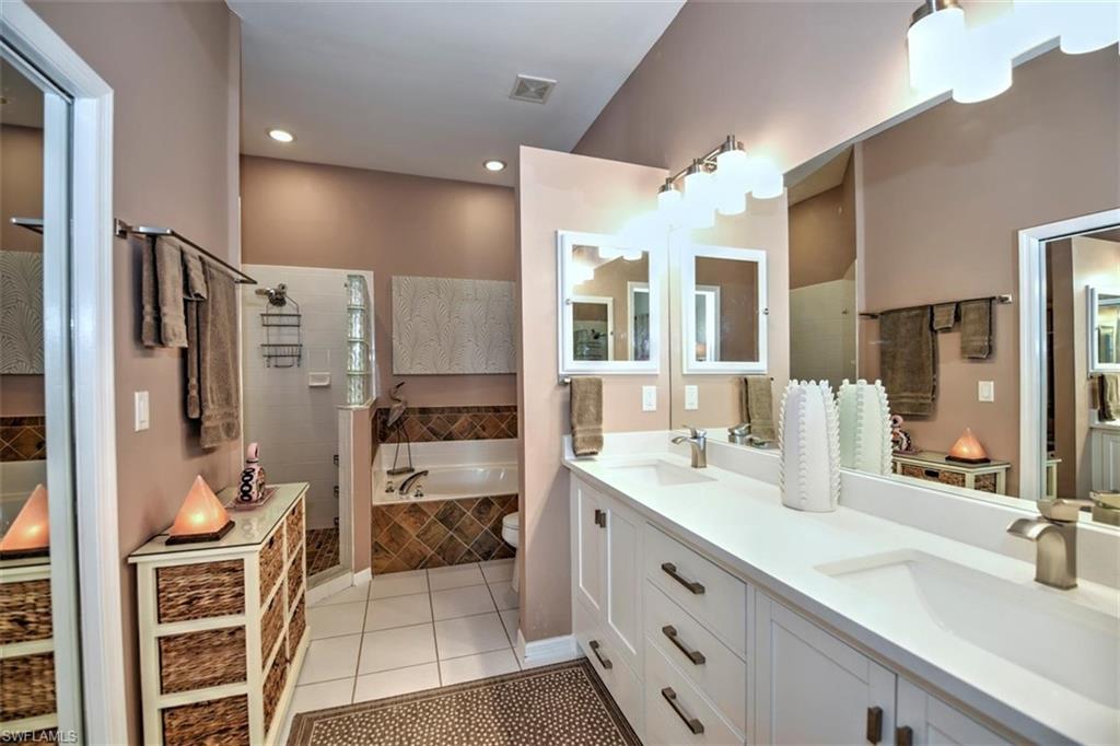 DEVONSHIRE LAKES - Residential