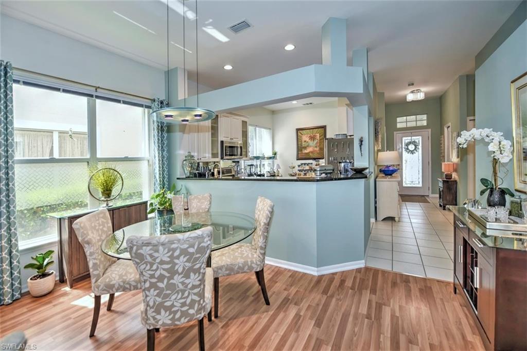 DEVONSHIRE LAKES - Residential