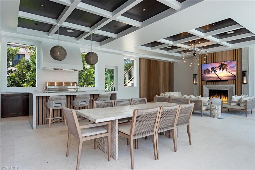 AQUALANE SHORES - Residential