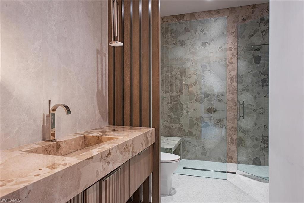 AQUALANE SHORES - Residential