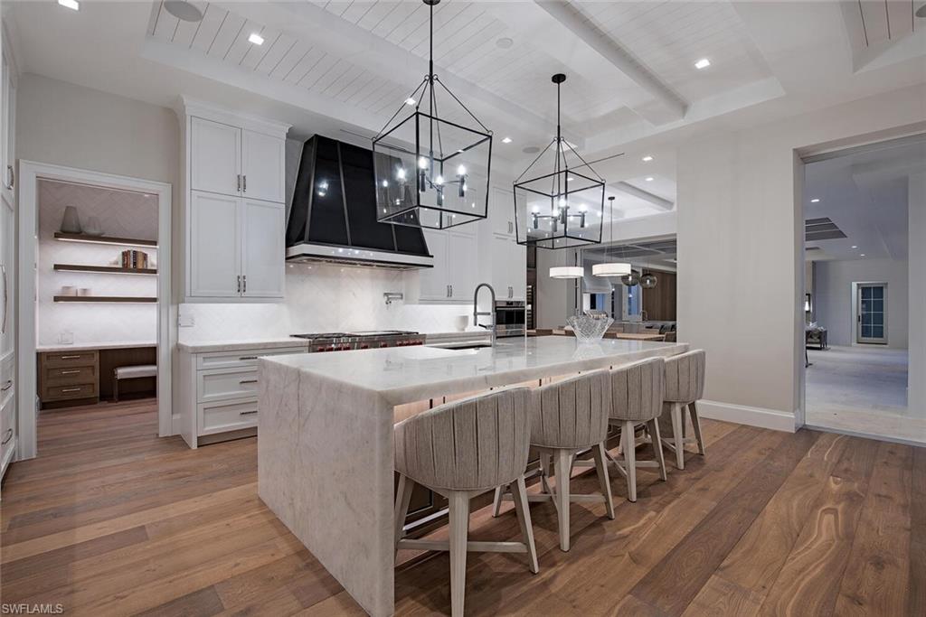 AQUALANE SHORES - Residential