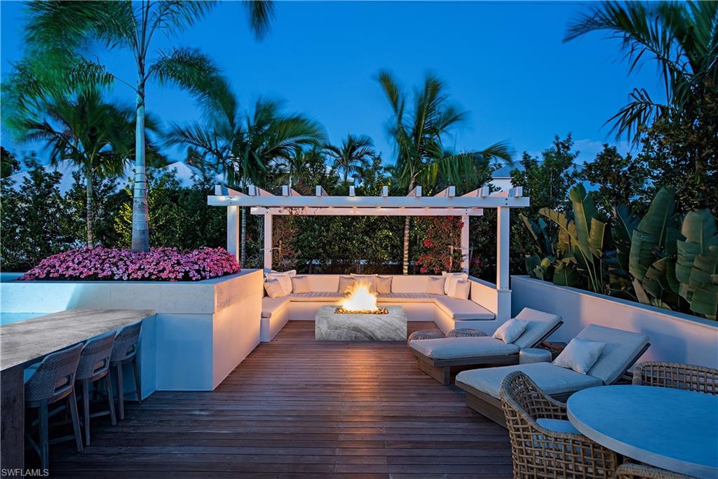 AQUALANE SHORES - Residential