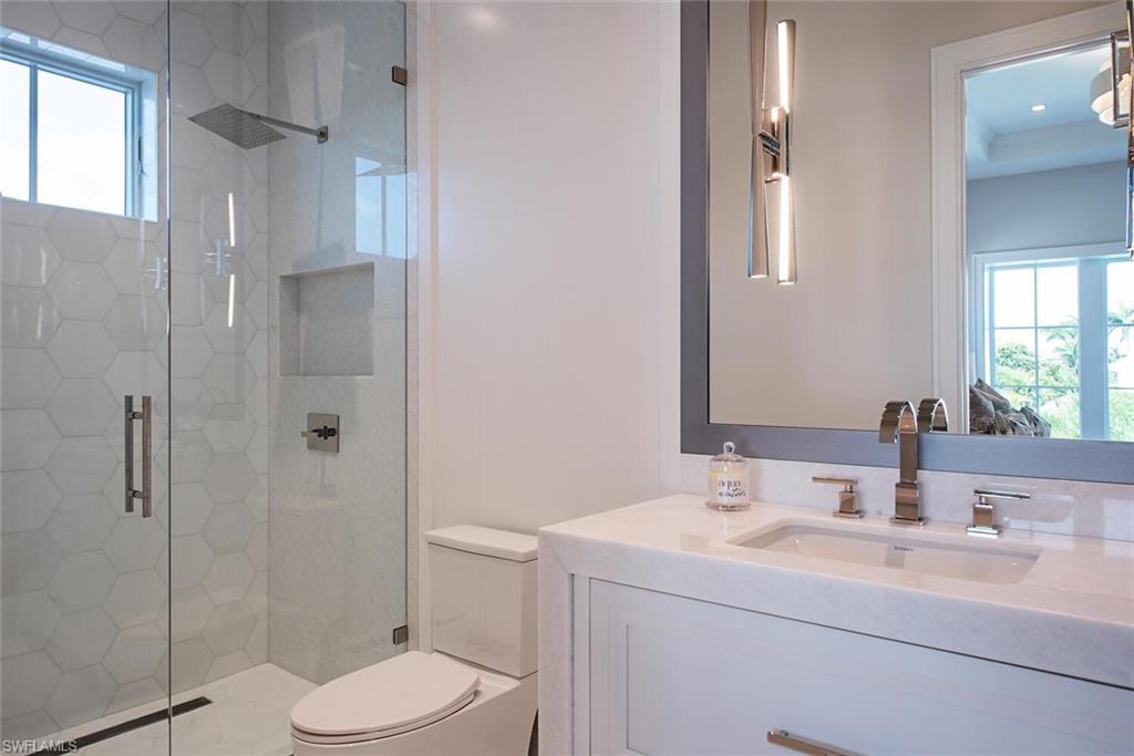 AQUALANE SHORES - Residential