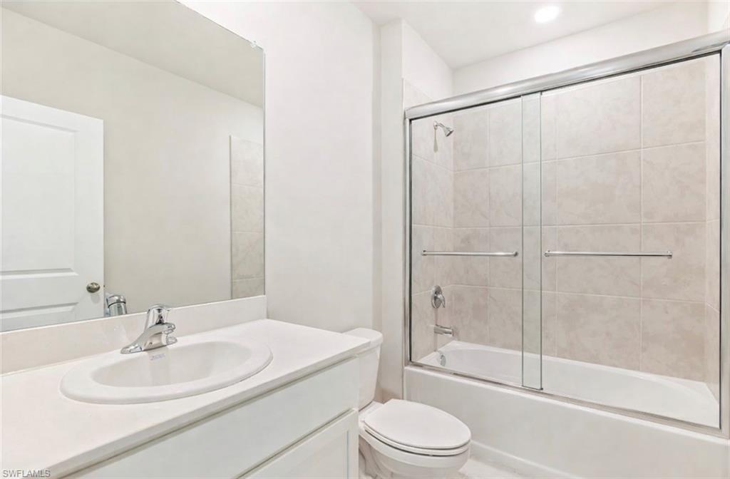 PORT LABELLE - Residential Lease