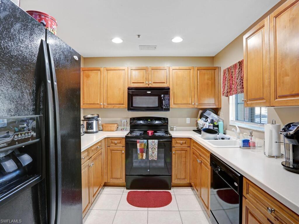 VILLAGE OF STONEYBROOK - Residential