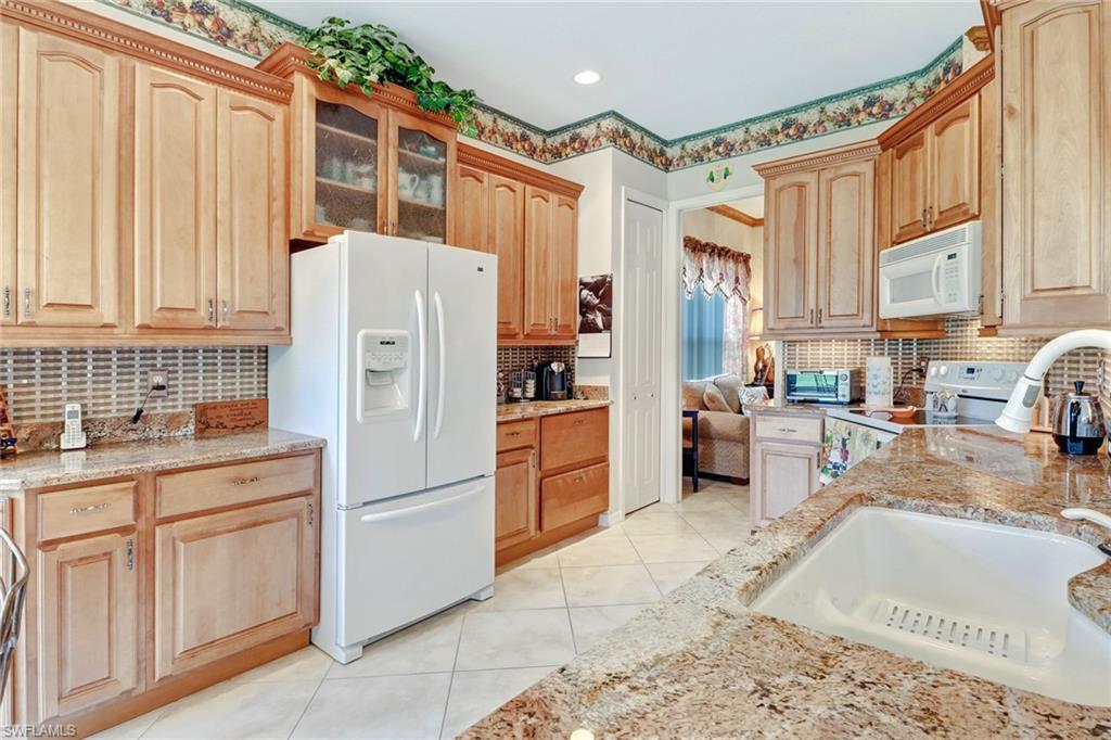 OXFORD VILLAGE - Residential