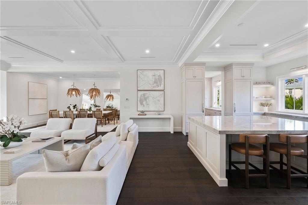 MOORINGS - Residential