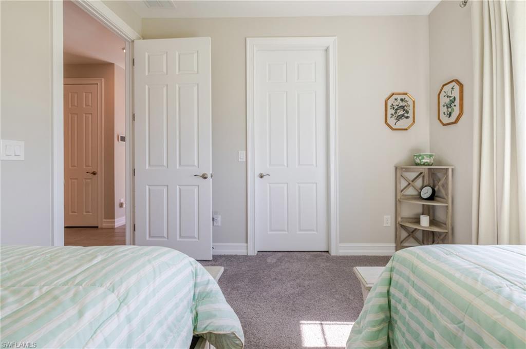 HICKEY CREEKSIDE - Residential