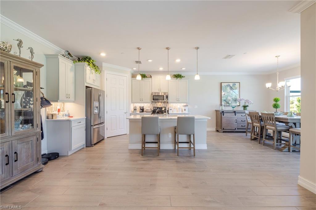 HICKEY CREEKSIDE - Residential