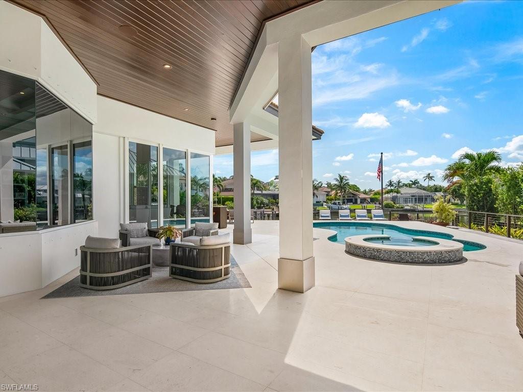 PARK SHORE - Residential