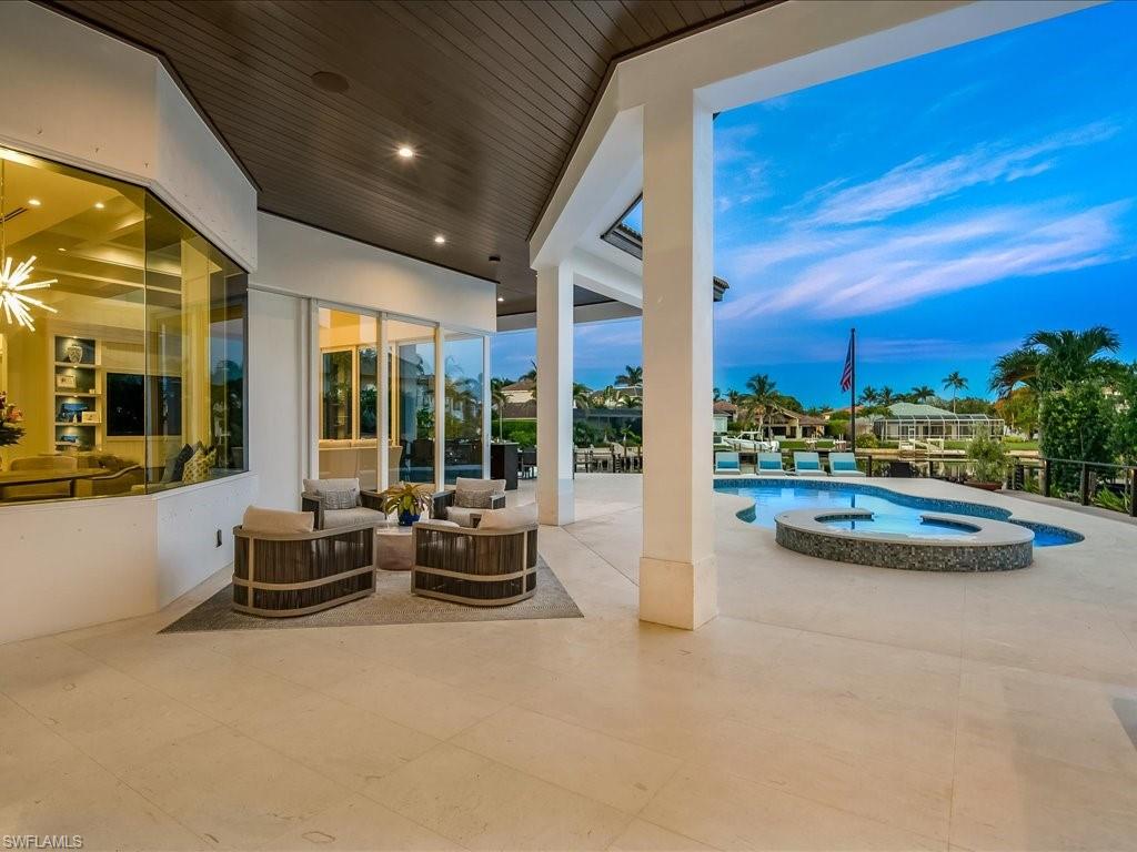 PARK SHORE - Residential