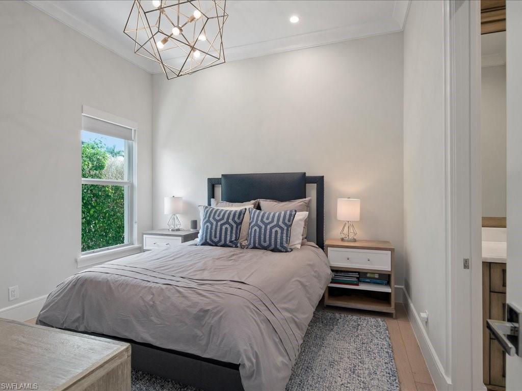 PARK SHORE - Residential